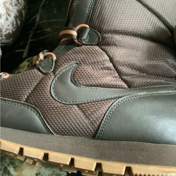 Nike apres skyhigh brown tall wedge sneaker boots size 7 - Picture 6 of 8